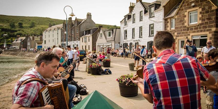 Stonehaven Folk Festival