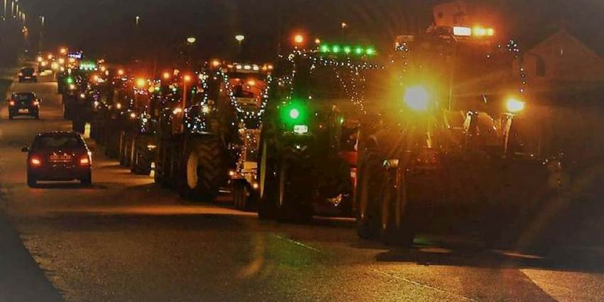 Tractor Xmas Parade is back!