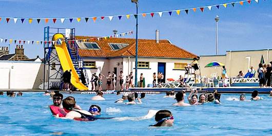 The Stonehaven Window Guessing Competition will soon be starting!